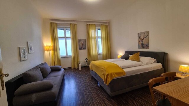 Cozy 1BR Apt Long Stay for 3 Guests