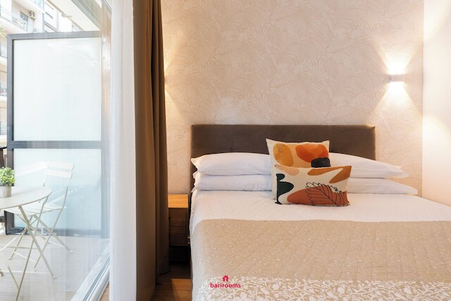 バリルームズ - ディストリクト 198