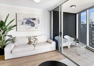 ハイライズ 2 ベッド アパートメント ウィズ ジム, BBQ & プール