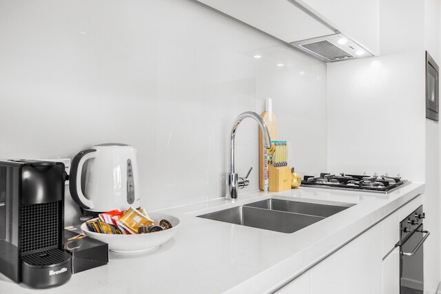 サーファーズパラダイス 2ベッド ニア ビーチ ウィズ プール & ジム