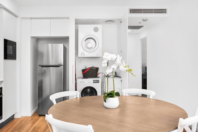 サーファーズパラダイス 2ベッド ニア ビーチ ウィズ プール & ジム