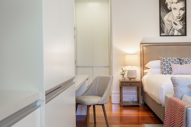 レイブンスコートズ スタジオアパートメント クローズ トゥ エブリシング