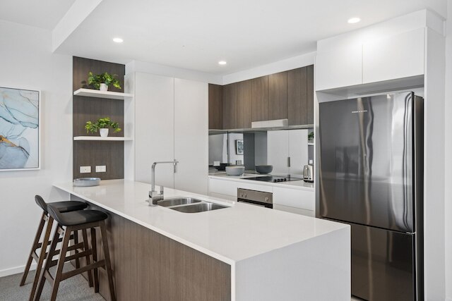 スリーク 2 ベッド ウィズ バルコニー アンド コミューナル BBQ エリア