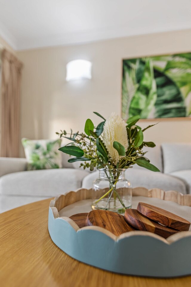 ケアンズ 2 ベッドルーム パームズ ステイ トップ フロア プールビュー