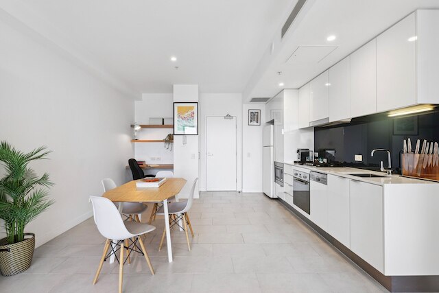 コンテンポラリー 1 ベッド ウィズ プール ニア ブリスベン リバー