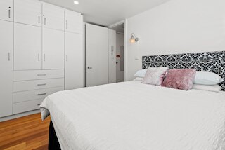 コンビニエント アパートメント イン ハート オブ カールトン