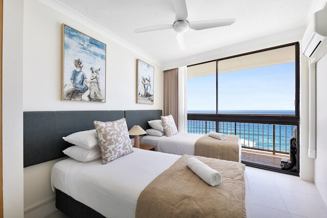 ビーチフロント スタイリッシュ アパートメント ウィズ オーシャン ビューズ