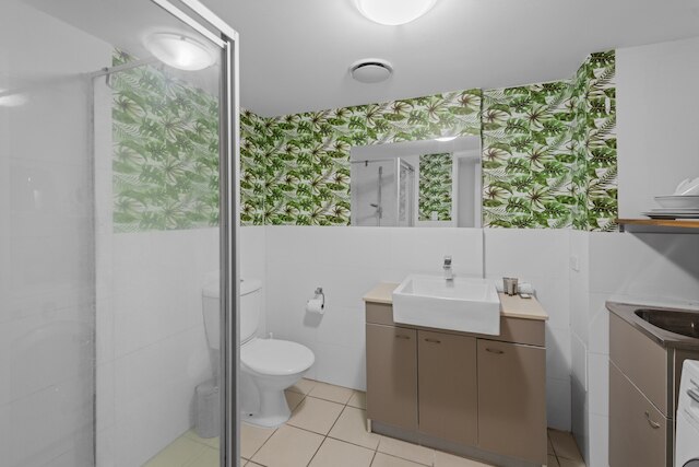 スタジオ ウィズ バルコニーアクセス イン セントラル ボウエンヒルズ