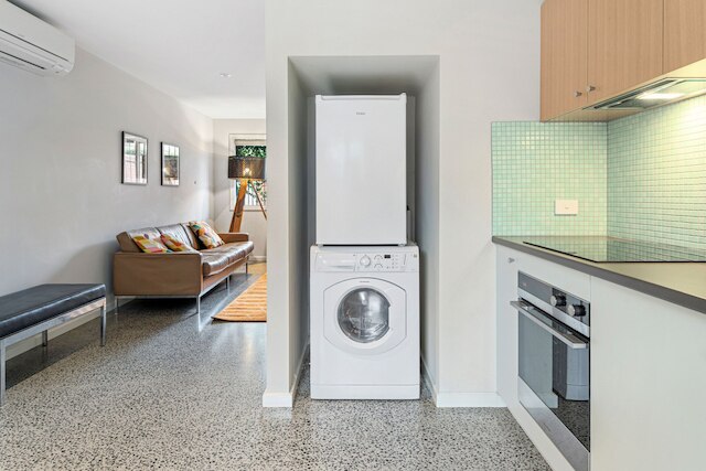 コンビニエント ベイサイド リビング アット ザ エッジ オブ ザ シティ