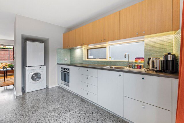 コンビニエント ベイサイド リビング アット ザ エッジ オブ ザ シティ