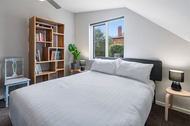 コンビニエント ベイサイド リビング アット ザ エッジ オブ ザ シティ