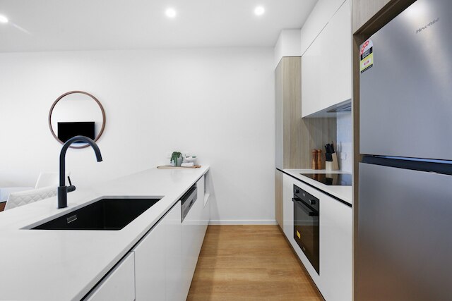 サーファーズ パラダイス 2ベッド フラット ウィズ ラグジュアリー アメニティーズ