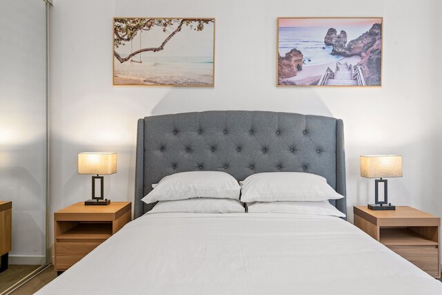 コージー 1 ベッド ウィズ バルコニー イン トレンディ セント キルダ