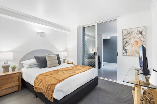 コンフィー 2ベッド ウィズ プール アンド セキュア パーキング