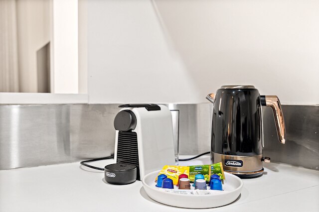 モダン イースト メルボルン 2ベッド アパートメント ウィズ パーキング