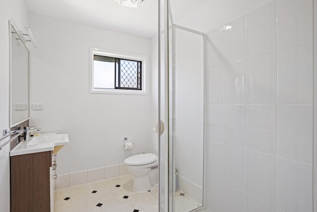 ウィンザー コージー 2 ベッドルーム ユニット イン クワイエット ネイバーフッド