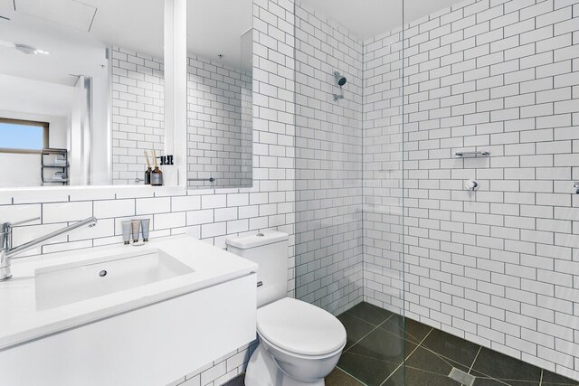 プリスティン 1 ベッド アパートメント ニア ローカル カフェズ