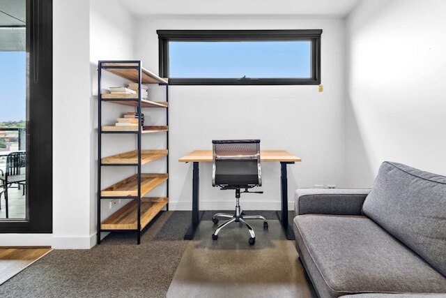 プリスティン 1 ベッド アパートメント ニア ローカル カフェズ