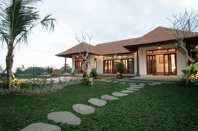 ヴィラ ケルタ ウブド