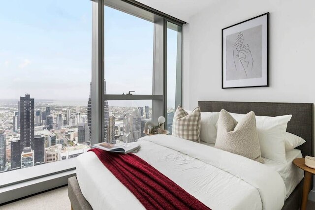 A Chic 2BR Apt With Panoramic Views, Free Parking