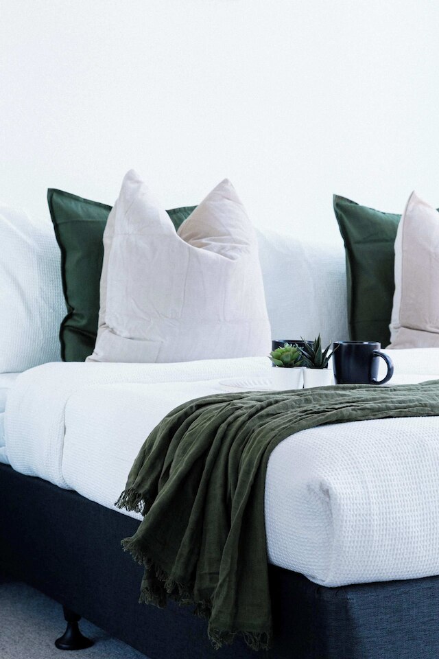 Pet-friendly Stylish 2BR Apt, Panoramic City Views