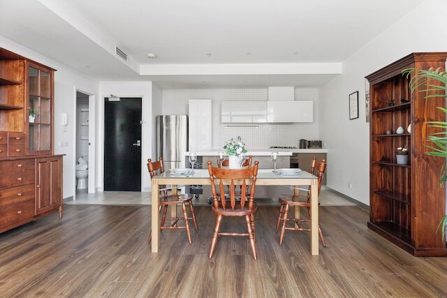 ア シック 2ベッドルーム アパートメント ニア メルボルン ユニ, フリー パーキング