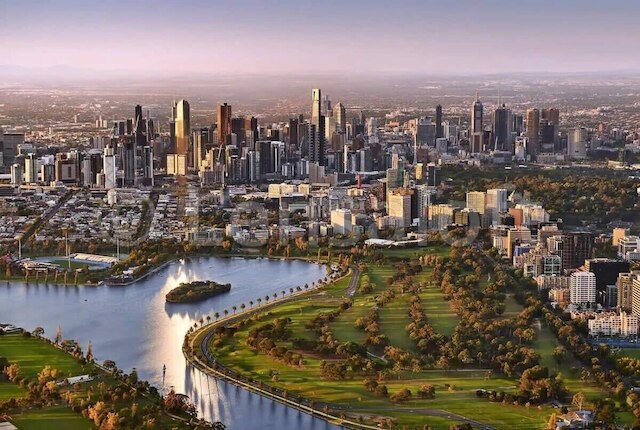 ア コムフィー アルバートパーク アパートメント ネクスト トゥ グランプリ サーキット