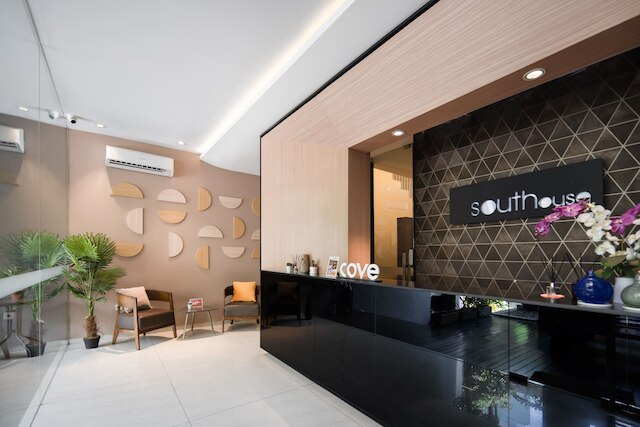 Cove Southouse Residence