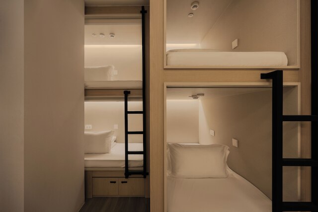 BEAT.1932 Hostel at Chinatown