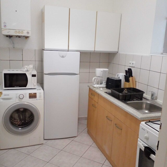 Modern 2BR Apt Long Stay Near Station