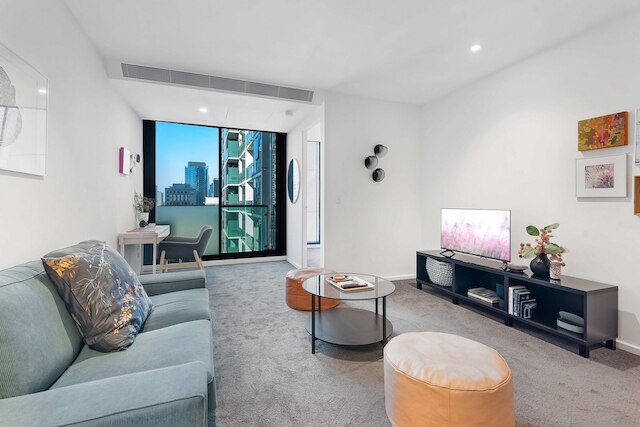 シック アパートメント イン メルボルンズ ハート