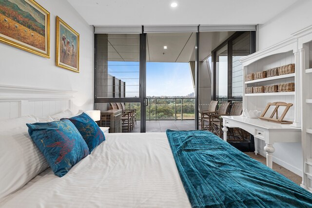 ア テイスト オブ パラダイス イン インナーシティ サバービア