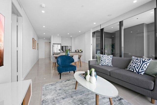 オーシャンフロント 2ベッド ウィズ スペクタキュラー ビュー プール & ジム