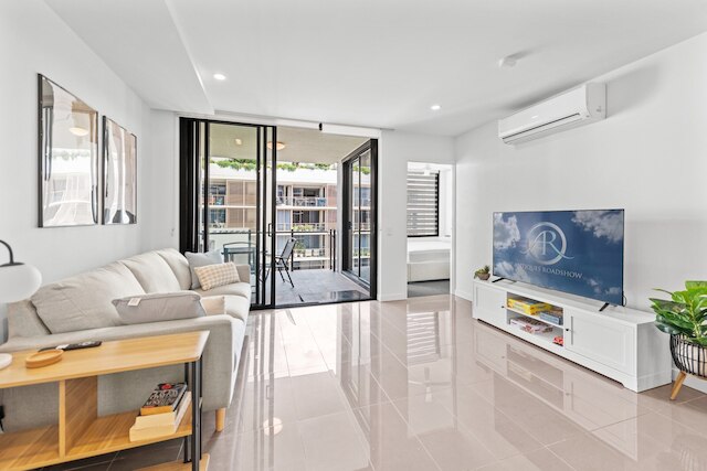 スタイリッシュ ウエストエンド ステイ ウィズ ルーフトッププール & BBQ