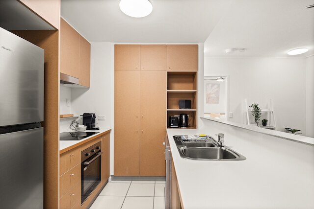 ヴァイブレント 2 ベッド アパートメント ウィズ プール アンド ジム アクセス