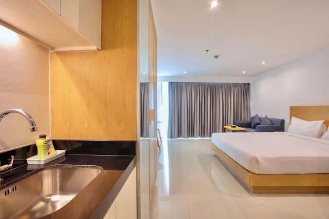 フォーリウム パタヤ ホテル アンド サービスド レジデンス