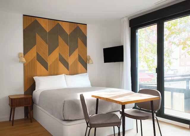 ライムホーム マドリード カジェ デ ボリビア