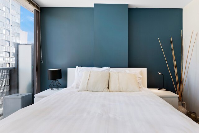 モダン シティ コンビニエンス ウィズ グレートアメニティーズ