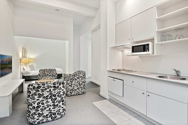 インナーシティ スタジオ - ウォーク トゥ エブリシング！