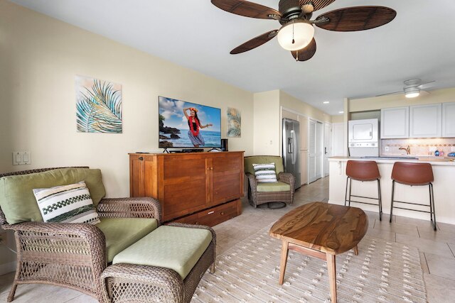 オーシャンフロント ノー ステアーズ アップグレード コンシェルジュ インクルーデッド