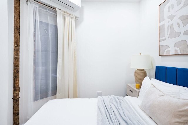 48 ミッドタウン ウエスト アパート