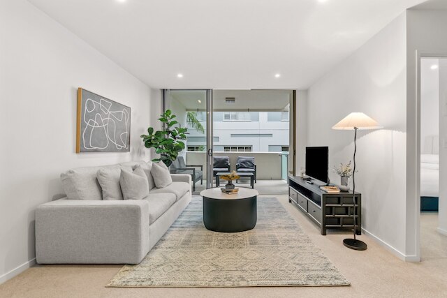 ウエストエンド フラット ウィズ プール アンド BBQ アクセス