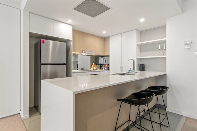 ウエストエンド フラット ウィズ プール アンド BBQ アクセス