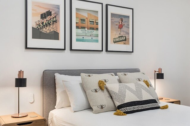 ビューティフル 2ストーリーユニット ウィズ バルコニー ニア スミスストリート