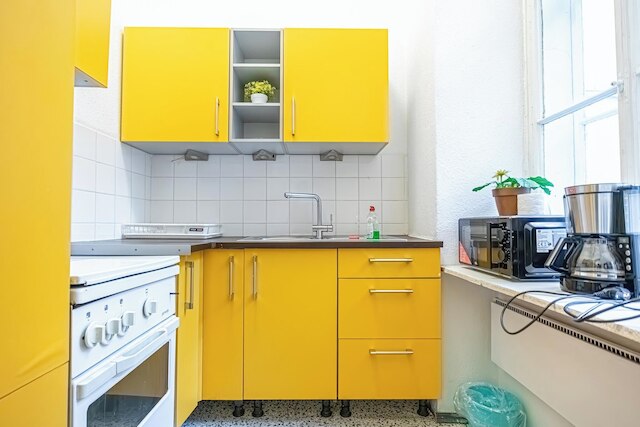 コンテンポラリー 1 ベッドルーム リビングルーム クローズ トゥ ベルヴェデーレ