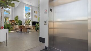 ペントハウス ウィズ プライベートプール イン サウス ビーチ