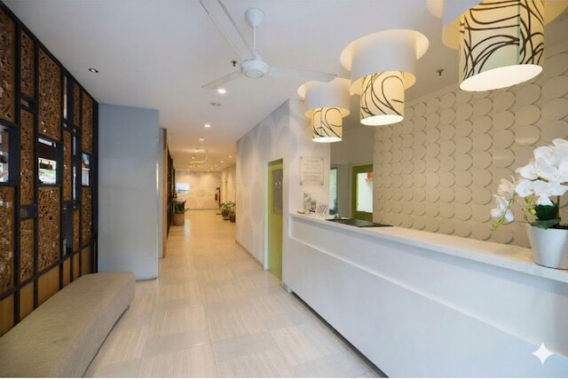 パレット レギャンビーチ フォーマリー ゼスト