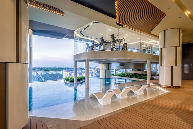 サラン スマイル ラクステイ Q2 タオ ディエン