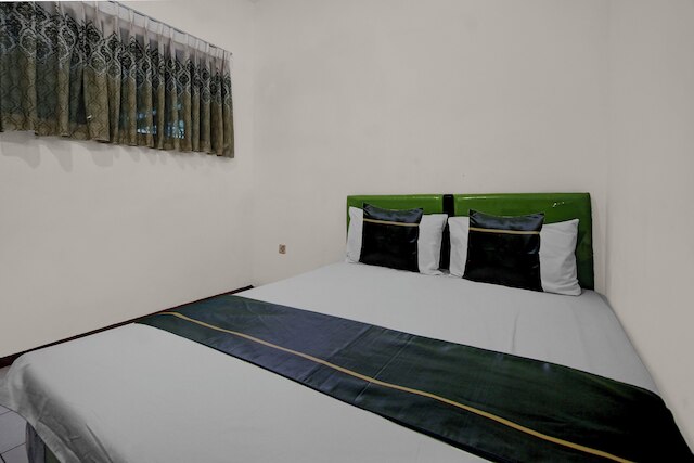 ホテル O ニア アルン アルン フォーマリー エンブン