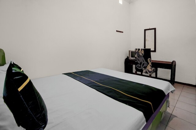 ホテル O ニア アルン アルン フォーマリー エンブン